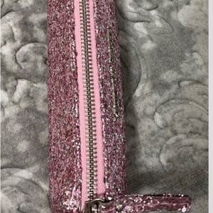 Victoria’s Secret brush/pencil holder pink glitter NWOT